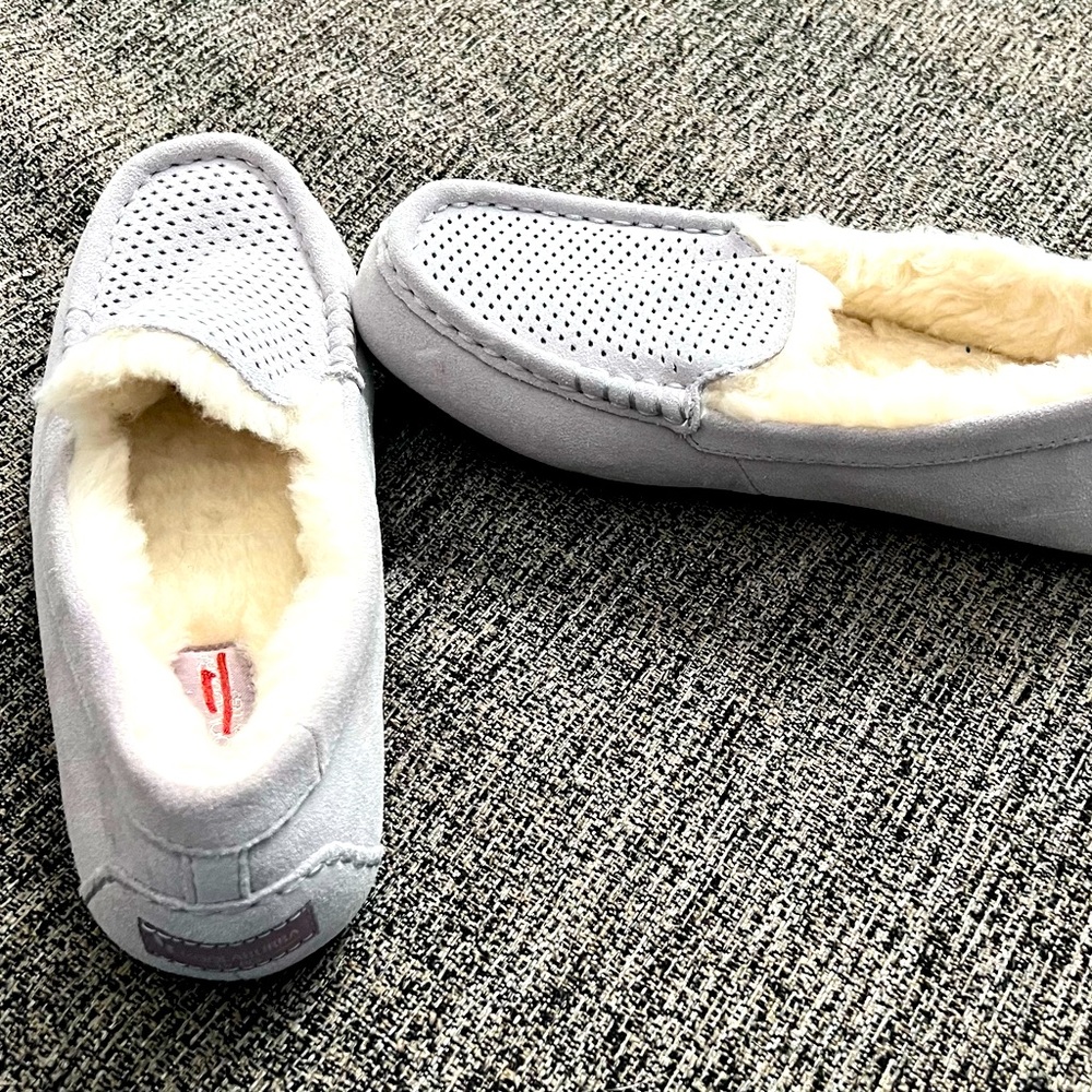 Koolaburra by Ugg slippers
